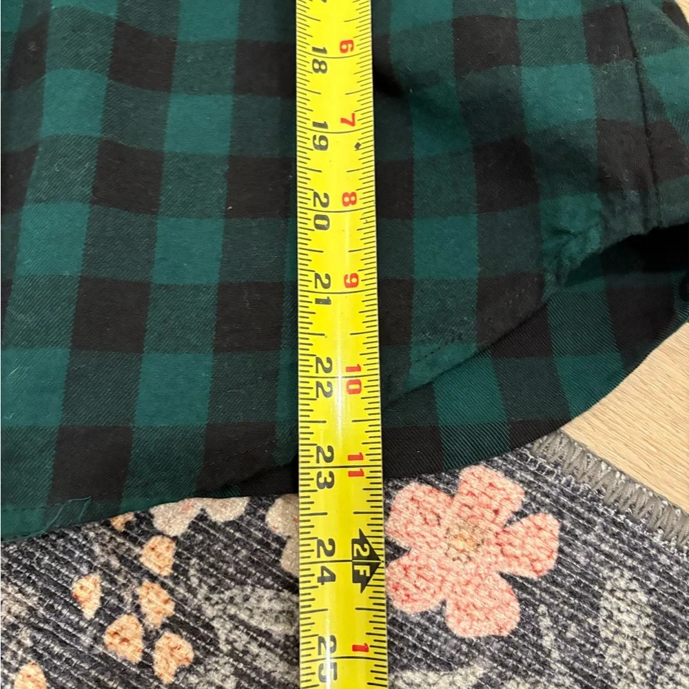 Tuckernuck Saranac Shirt Green and Black Flannel Size XS - Picture 7 of 7